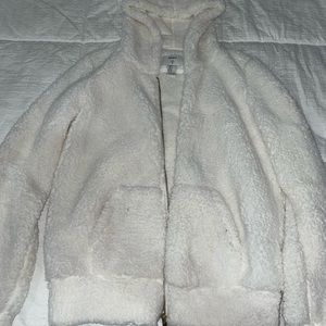 forever 21 super soft and fluffy jacket size medium